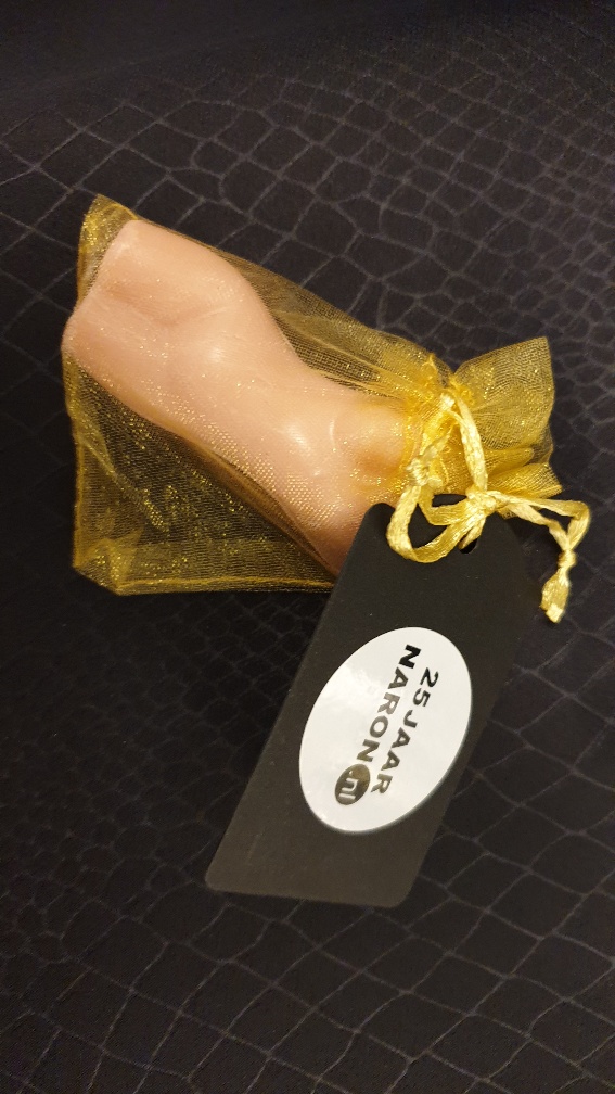 Zeepje van vrouwen torso in cadeauzakje